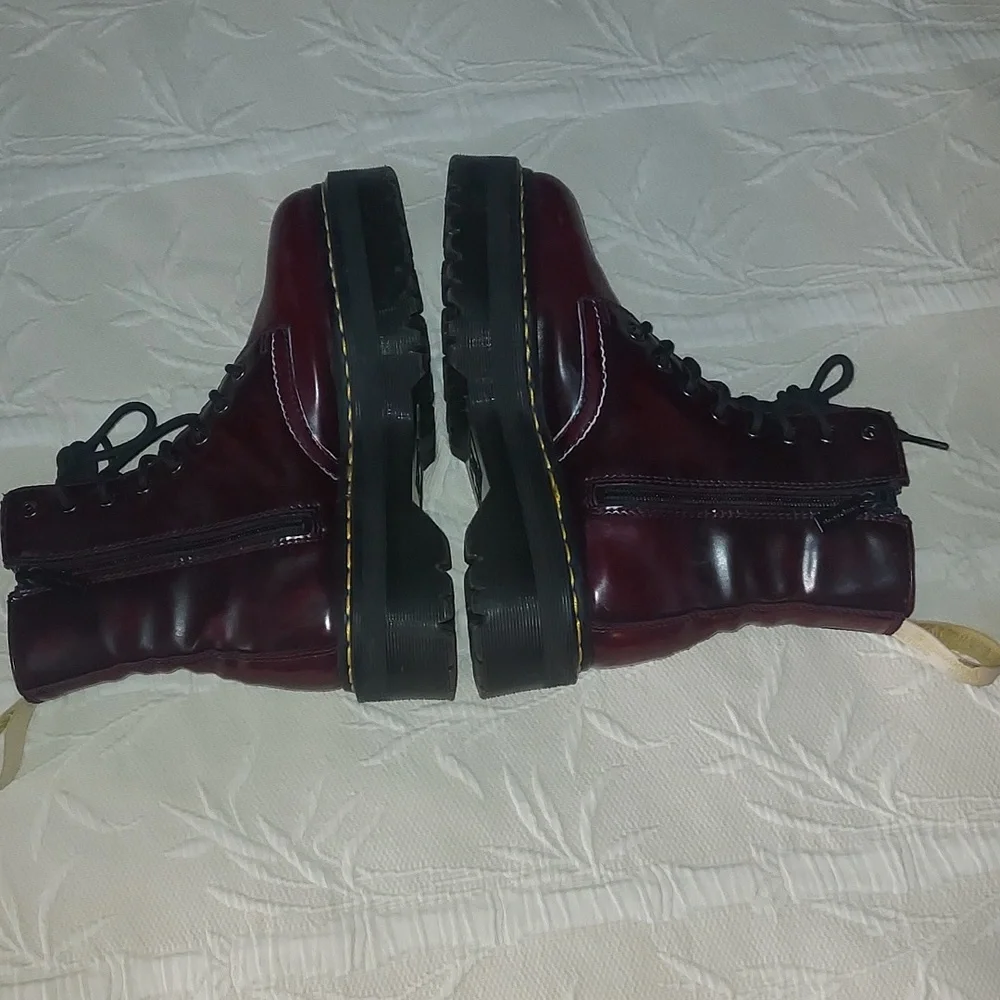 COPY - Dr. Martens Air Wair Boots - Picture 8 of 13